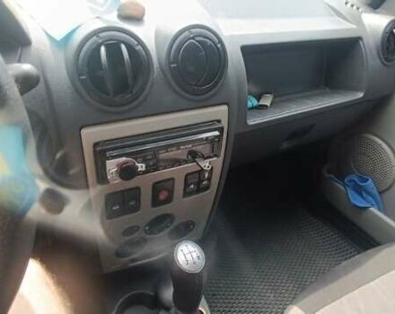 Серый Дачия Логан, объемом двигателя 1.6 л и пробегом 314 тыс. км за 3700 $, фото 4 на Automoto.ua