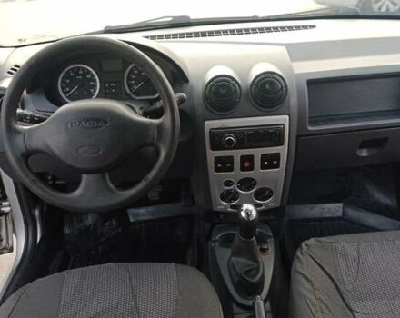 Сірий Дачія Logan, об'ємом двигуна 1.6 л та пробігом 291 тис. км за 3910 $, фото 9 на Automoto.ua