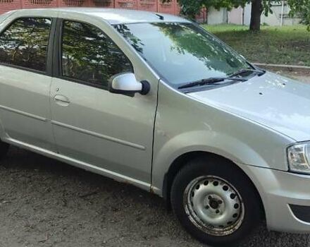 Сірий Дачія Logan, об'ємом двигуна 1.6 л та пробігом 325 тис. км за 3950 $, фото 4 на Automoto.ua