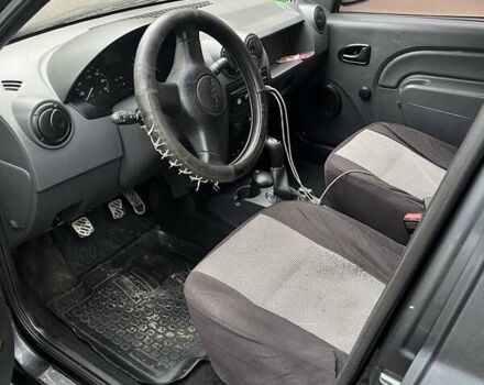 Серый Дачия Логан, объемом двигателя 1.4 л и пробегом 167 тыс. км за 3300 $, фото 4 на Automoto.ua