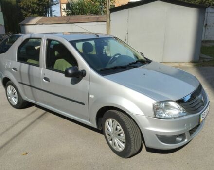 Серый Дачия Логан, объемом двигателя 1.4 л и пробегом 114 тыс. км за 5500 $, фото 5 на Automoto.ua