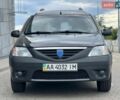 Серый Дачия Логан, объемом двигателя 1.6 л и пробегом 161 тыс. км за 5500 $, фото 1 на Automoto.ua
