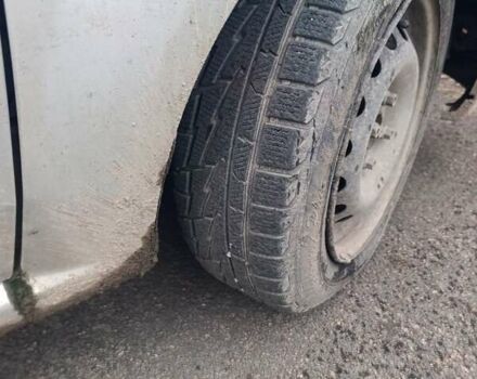 Серый Дачия Логан, объемом двигателя 1.6 л и пробегом 200 тыс. км за 2250 $, фото 2 на Automoto.ua