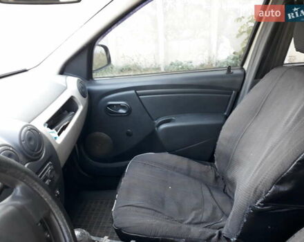 Серый Дачия Логан, объемом двигателя 1.4 л и пробегом 298 тыс. км за 2800 $, фото 11 на Automoto.ua