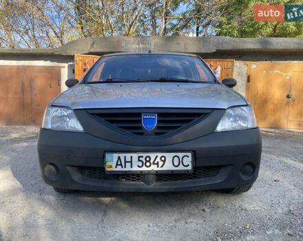 Серый Дачия Логан, объемом двигателя 1.4 л и пробегом 150 тыс. км за 4700 $, фото 1 на Automoto.ua