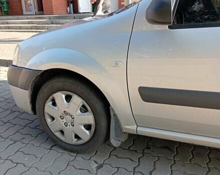 Серый Дачия Логан, объемом двигателя 1.6 л и пробегом 239 тыс. км за 5200 $, фото 3 на Automoto.ua