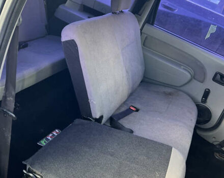 Серый Дачия Логан, объемом двигателя 1.6 л и пробегом 289 тыс. км за 2650 $, фото 6 на Automoto.ua