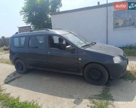 Сірий Дачія Logan, об'ємом двигуна 1.6 л та пробігом 315 тис. км за 3922 $, фото 2 на Automoto.ua