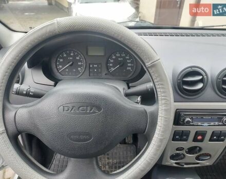 Сірий Дачія Logan, об'ємом двигуна 1.38 л та пробігом 48 тис. км за 4999 $, фото 12 на Automoto.ua