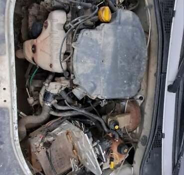 Серый Дачия Логан, объемом двигателя 1.4 л и пробегом 220 тыс. км за 850 $, фото 5 на Automoto.ua