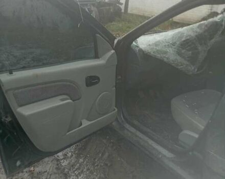 Серый Дачия Логан, объемом двигателя 1.46 л и пробегом 294 тыс. км за 2000 $, фото 1 на Automoto.ua