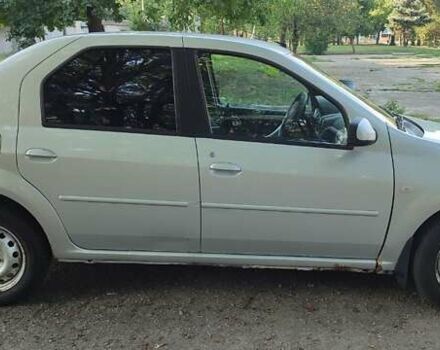 Сірий Дачія Logan, об'ємом двигуна 1.6 л та пробігом 325 тис. км за 3950 $, фото 3 на Automoto.ua