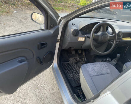 Серый Дачия Логан, объемом двигателя 1.4 л и пробегом 150 тыс. км за 4700 $, фото 8 на Automoto.ua