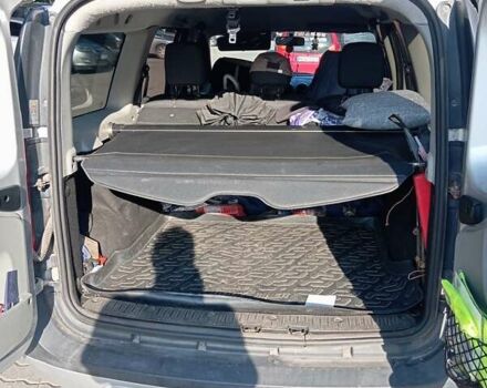 Серый Дачия Логан, объемом двигателя 1.6 л и пробегом 239 тыс. км за 5200 $, фото 12 на Automoto.ua