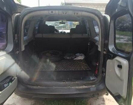 Серый Дачия Логан, объемом двигателя 1.6 л и пробегом 314 тыс. км за 3700 $, фото 6 на Automoto.ua