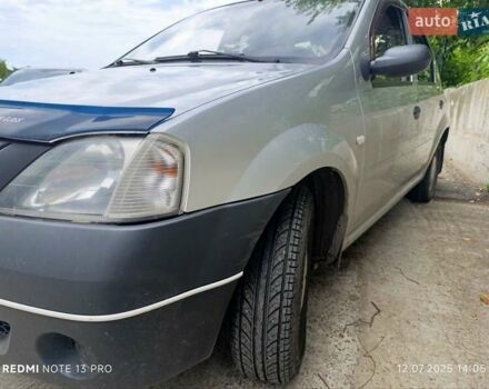 Серый Дачия Логан, объемом двигателя 1.4 л и пробегом 450 тыс. км за 4000 $, фото 2 на Automoto.ua