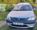 Серый Дачия Логан, объемом двигателя 1.6 л и пробегом 266 тыс. км за 5000 $, фото 1 на Automoto.ua