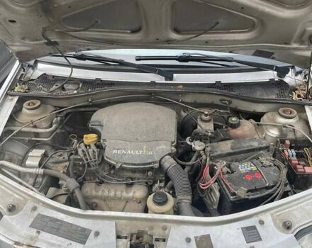 Сірий Дачія Logan, об'ємом двигуна 1.6 л та пробігом 259 тис. км за 3800 $, фото 10 на Automoto.ua