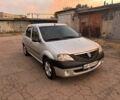 Серый Дачия Логан, объемом двигателя 1.6 л и пробегом 250 тыс. км за 3000 $, фото 1 на Automoto.ua