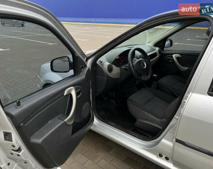 Сірий Дачія Logan, об'ємом двигуна 1.39 л та пробігом 241 тис. км за 3700 $, фото 10 на Automoto.ua