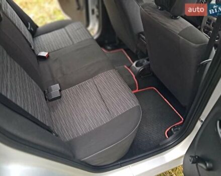 Серый Дачия Логан, объемом двигателя 1.6 л и пробегом 231 тыс. км за 4100 $, фото 29 на Automoto.ua