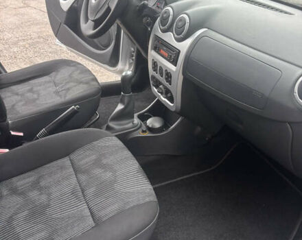 Сірий Дачія Logan, об'ємом двигуна 1.6 л та пробігом 130 тис. км за 6800 $, фото 25 на Automoto.ua