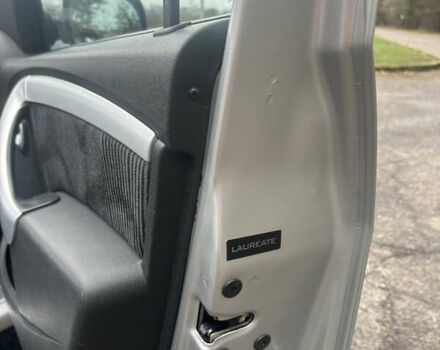 Сірий Дачія Logan, об'ємом двигуна 1.6 л та пробігом 130 тис. км за 6800 $, фото 27 на Automoto.ua