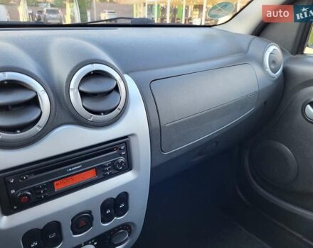 Сірий Дачія Logan, об'ємом двигуна 1.6 л та пробігом 105 тис. км за 6950 $, фото 23 на Automoto.ua
