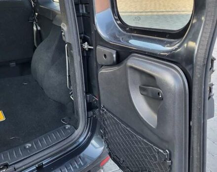 Сірий Дачія Logan, об'ємом двигуна 1.6 л та пробігом 105 тис. км за 6950 $, фото 12 на Automoto.ua