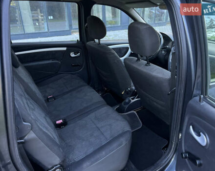 Сірий Дачія Logan, об'ємом двигуна 1.5 л та пробігом 290 тис. км за 4150 $, фото 8 на Automoto.ua