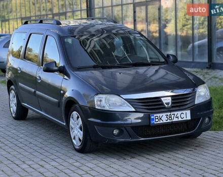Сірий Дачія Logan, об'ємом двигуна 1.5 л та пробігом 290 тис. км за 4150 $, фото 2 на Automoto.ua