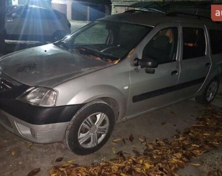 Серый Дачия Логан, объемом двигателя 1.6 л и пробегом 200 тыс. км за 5500 $, фото 2 на Automoto.ua