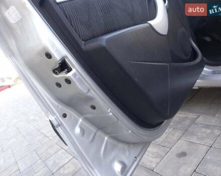 Дачія Logan 2010 у Луцьку на Automoto.ua Сірий Дачія Logan, об'ємом двигуна 1.6 л та пробігом 219 тис. км за 5950 $, фото 19 на Automoto.ua