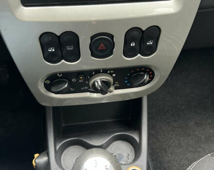 Сірий Дачія Logan, об'ємом двигуна 1.6 л та пробігом 212 тис. км за 6700 $, фото 16 на Automoto.ua