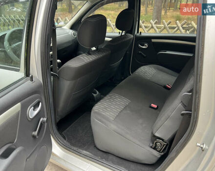 Сірий Дачія Logan, об'ємом двигуна 1.6 л та пробігом 212 тис. км за 6700 $, фото 8 на Automoto.ua