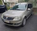 Серый Дачия Логан, объемом двигателя 1.6 л и пробегом 254 тыс. км за 6500 $, фото 1 на Automoto.ua