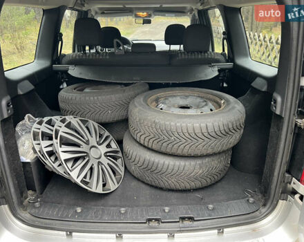 Сірий Дачія Logan, об'ємом двигуна 1.6 л та пробігом 212 тис. км за 6700 $, фото 11 на Automoto.ua