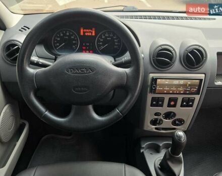 Дачія Logan 2012 у Києві на Automoto.ua Сірий Дачія Logan, об'ємом двигуна 1.6 л та пробігом 233 тис. км за 5700 $, фото 19 на Automoto.ua