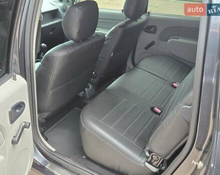 Дачія Logan 2012 у Києві на Automoto.ua Сірий Дачія Logan, об'ємом двигуна 1.6 л та пробігом 233 тис. км за 5700 $, фото 11 на Automoto.ua