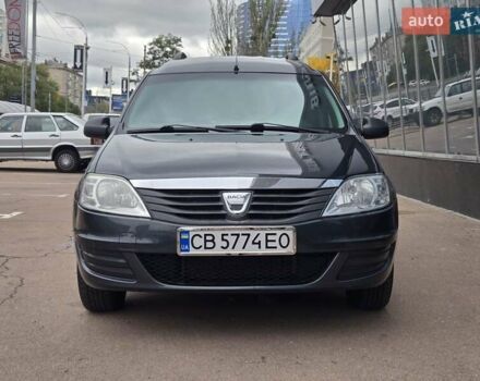 Дачія Logan 2012 у Києві на Automoto.ua Сірий Дачія Logan, об'ємом двигуна 1.6 л та пробігом 233 тис. км за 5700 $, фото 2 на Automoto.ua