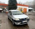Серый Дачия Логан, объемом двигателя 1.6 л и пробегом 261 тыс. км за 4999 $, фото 1 на Automoto.ua