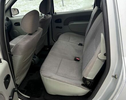 Серый Дачия Логан, объемом двигателя 1.6 л и пробегом 261 тыс. км за 4999 $, фото 8 на Automoto.ua