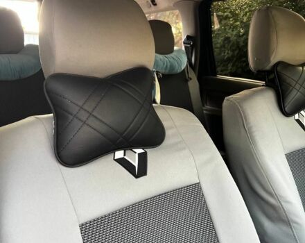 Сірий Дачія Logan, об'ємом двигуна 1.6 л та пробігом 295 тис. км за 3750 $, фото 5 на Automoto.ua