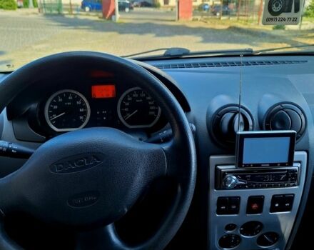 Серый Дачия Логан, объемом двигателя 1.6 л и пробегом 170 тыс. км за 5700 $, фото 13 на Automoto.ua