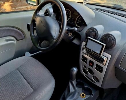 Серый Дачия Логан, объемом двигателя 1.6 л и пробегом 170 тыс. км за 5700 $, фото 11 на Automoto.ua