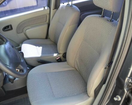 Серый Дачия Логан, объемом двигателя 1.6 л и пробегом 278 тыс. км за 5700 $, фото 13 на Automoto.ua