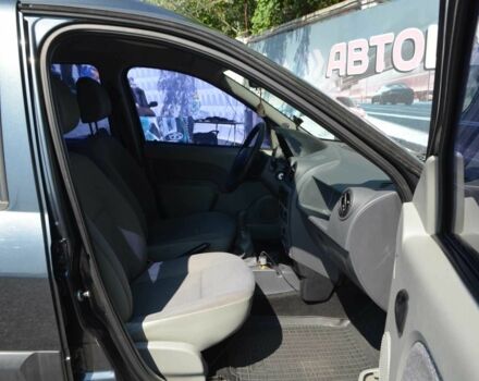 Серый Дачия Логан, объемом двигателя 1.6 л и пробегом 278 тыс. км за 5700 $, фото 16 на Automoto.ua