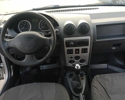 Серый Дачия Логан, объемом двигателя 1.6 л и пробегом 291 тыс. км за 3910 $, фото 10 на Automoto.ua