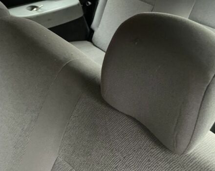 Серый Дачия Логан, объемом двигателя 1.6 л и пробегом 250 тыс. км за 3550 $, фото 2 на Automoto.ua