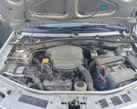 Серый Дачия Логан, объемом двигателя 1.6 л и пробегом 198 тыс. км за 3500 $, фото 2 на Automoto.ua